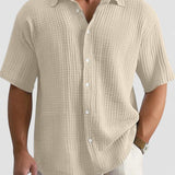 Men's Textured Short Sleeve Button-Front Shirt
