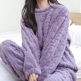Women's Relaxed Fleece Pajama Set with Long Sleeve Top