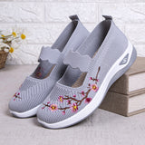 Ladies’ Supportive Knit Shoes